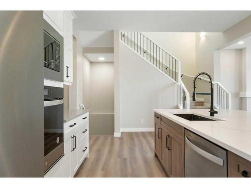 44 Verity Place Sw, Calgary, AB - Indoor Photo Showing Kitchen