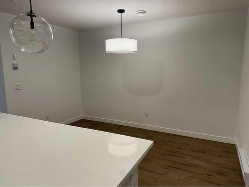 372 Carringvue Place Nw, Calgary, AB - Indoor Photo Showing Other Room