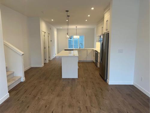 372 Carringvue Place Nw, Calgary, AB - Indoor Photo Showing Kitchen