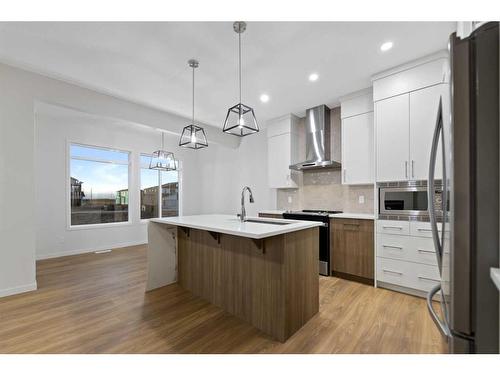 133 Corner Glen Road Ne, Calgary, AB - Indoor Photo Showing Kitchen With Upgraded Kitchen