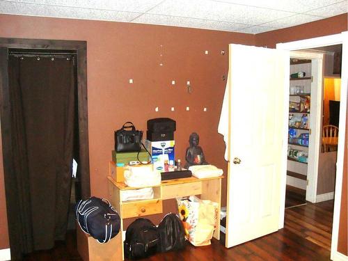 512 School Road, Trochu, AB - Indoor Photo Showing Other Room