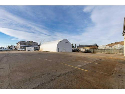 225 River Avenue, Cochrane, AB 