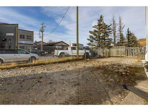 225 River Avenue, Cochrane, AB 