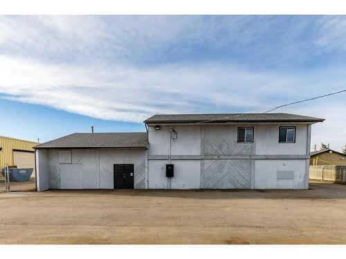 225 River Avenue, Cochrane, AB 