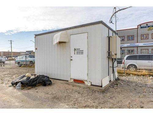 225 River Avenue, Cochrane, AB 