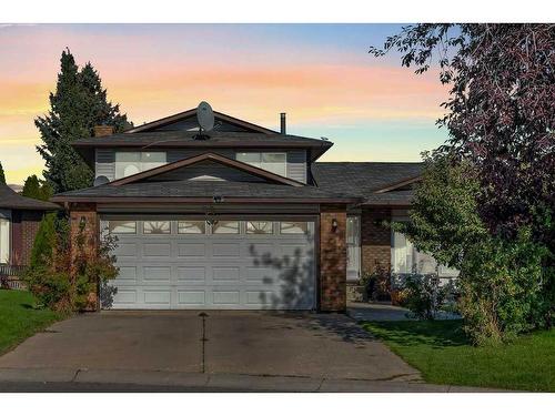 24 Templeson Place Ne, Calgary, AB - Outdoor