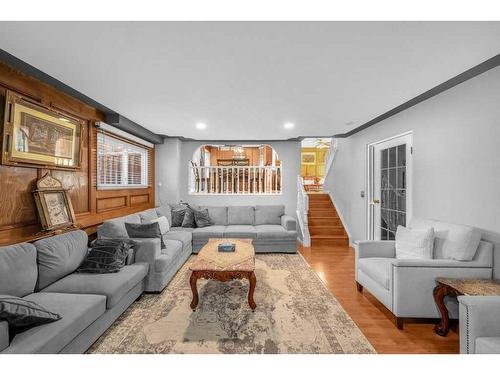 24 Templeson Place Ne, Calgary, AB - Indoor Photo Showing Living Room