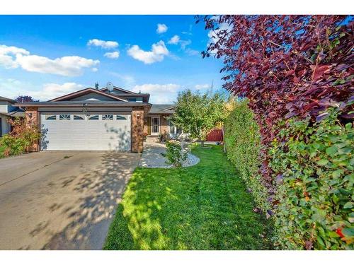 24 Templeson Place Ne, Calgary, AB - Outdoor