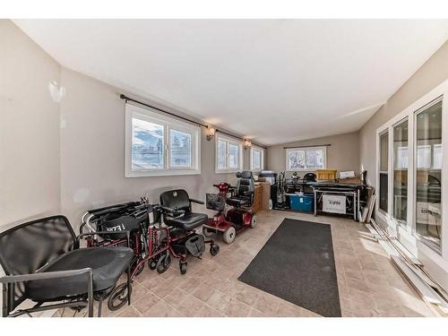 3133 Burroughs Manor Ne, Calgary, AB 