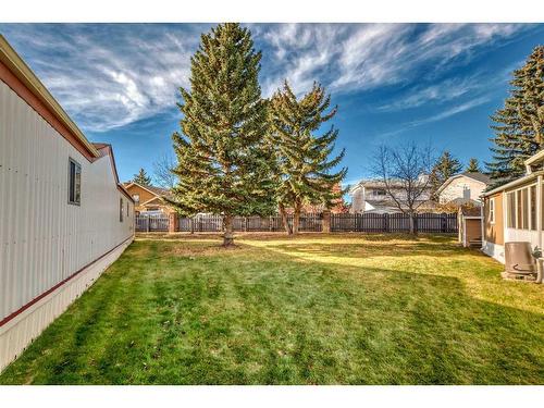 3133 Burroughs Manor Ne, Calgary, AB 