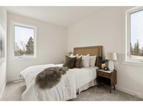 15 Sovereign Heights Sw, Calgary, AB - Indoor Photo Showing Bedroom