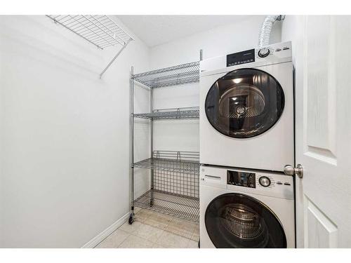 323-345 Rocky Vista Park Nw, Calgary, AB - Indoor Photo Showing Laundry Room