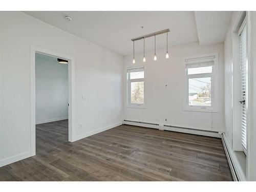 310-2702 17 Avenue Sw, Calgary, AB - Indoor Photo Showing Other Room