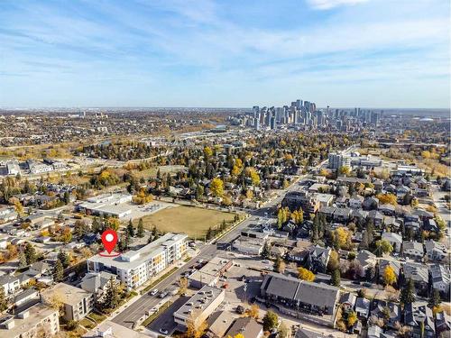 310-2702 17 Avenue Sw, Calgary, AB - Outdoor With View