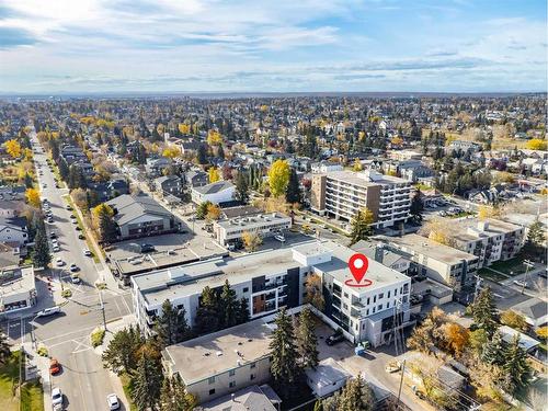 310-2702 17 Avenue Sw, Calgary, AB - Outdoor With View