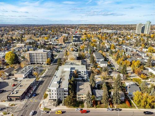 310-2702 17 Avenue Sw, Calgary, AB - Outdoor With View