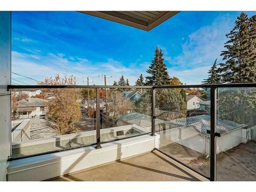 310-2702 17 Avenue Sw, Calgary, AB - Outdoor