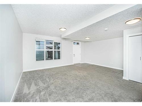 2403-95 Burma Star Road Sw, Calgary, AB - Indoor Photo Showing Other Room