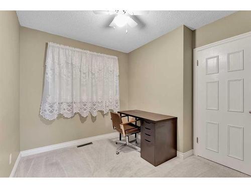 2442 Elmwood Drive Se, Calgary, AB - Indoor Photo Showing Office