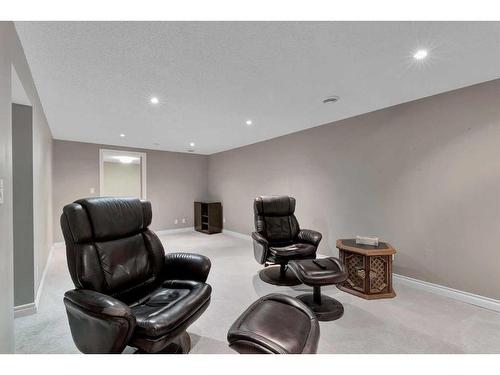 2442 Elmwood Drive Se, Calgary, AB - Indoor