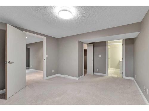 2442 Elmwood Drive Se, Calgary, AB - Indoor Photo Showing Other Room