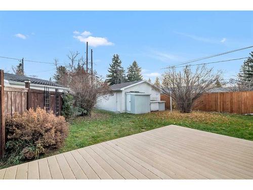 2442 Elmwood Drive Se, Calgary, AB - Outdoor With Backyard