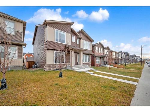 348 Chinook Gate Close Sw, Airdrie, AB - Outdoor