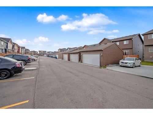 348 Chinook Gate Close Sw, Airdrie, AB - Outdoor