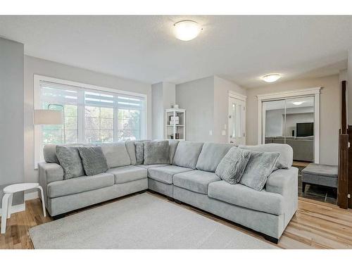 2486 Ravenswood View Se, Airdrie, AB - Indoor Photo Showing Living Room