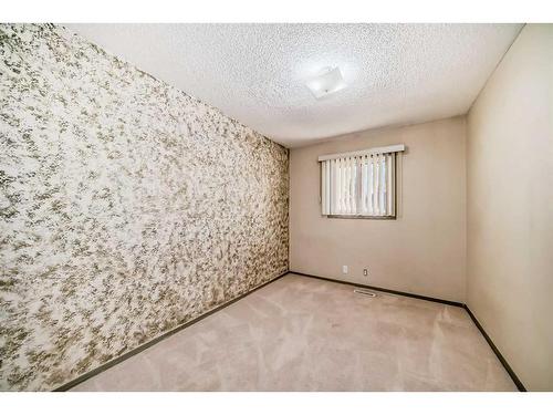 231 Shawglen Road Sw, Calgary, AB - Indoor Photo Showing Other Room