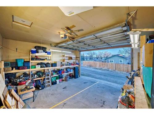 231 Shawglen Road Sw, Calgary, AB - Indoor Photo Showing Garage