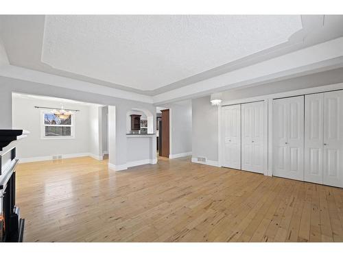 2131 Westmount Road Nw, Calgary, AB - Indoor