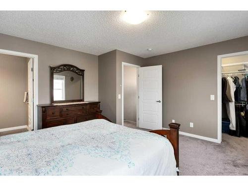 196 Windford Park Sw, Airdrie, AB - Indoor Photo Showing Bedroom