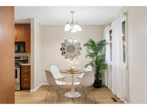 1216 Allen Street Se, Airdrie, AB - Indoor Photo Showing Dining Room