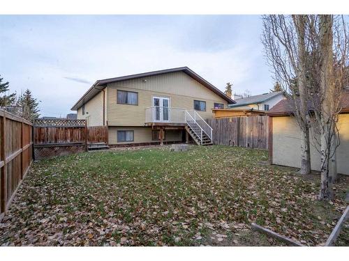 1216 Allen Street Se, Airdrie, AB - Outdoor