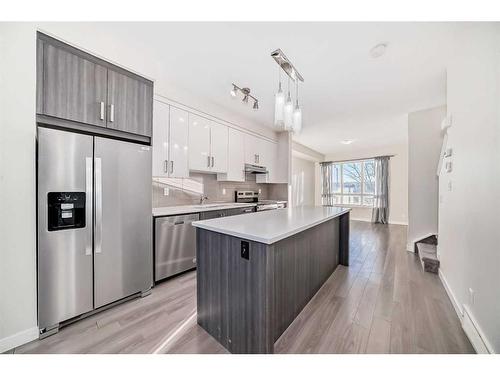 940 Sherwood Boulevard Nw, Calgary, AB - Indoor Photo Showing Kitchen With Stainless Steel Kitchen With Upgraded Kitchen