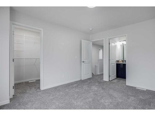 152 Edith Place Nw, Calgary, AB - Indoor Photo Showing Other Room