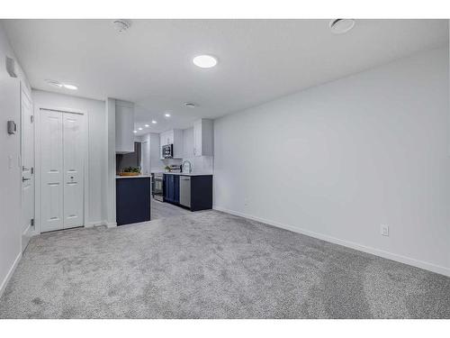 152 Edith Place Nw, Calgary, AB - Indoor