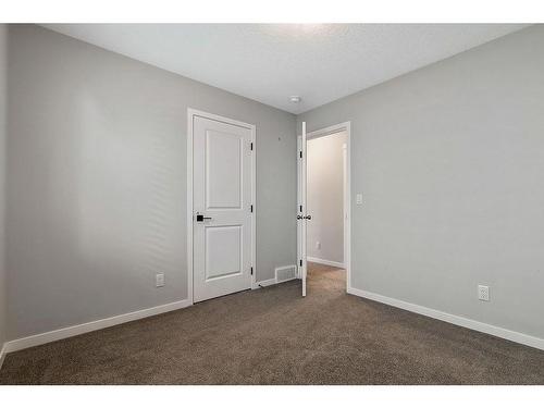 532 Belmont Heath Sw, Calgary, AB - Indoor Photo Showing Other Room