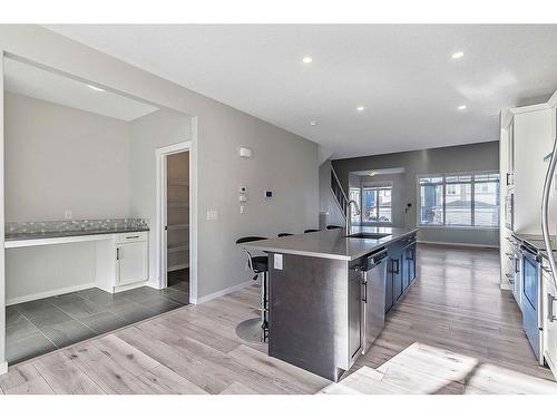 532 Belmont Heath Sw, Calgary, AB - Indoor