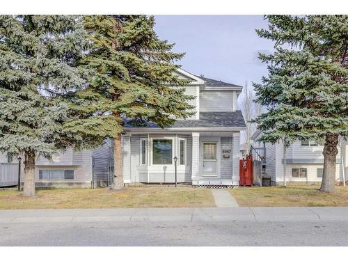 3847 Catalina Boulevard Ne, Calgary, AB - Outdoor With Facade