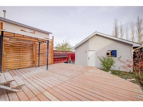 3847 Catalina Boulevard Ne, Calgary, AB - Outdoor With Deck Patio Veranda With Exterior