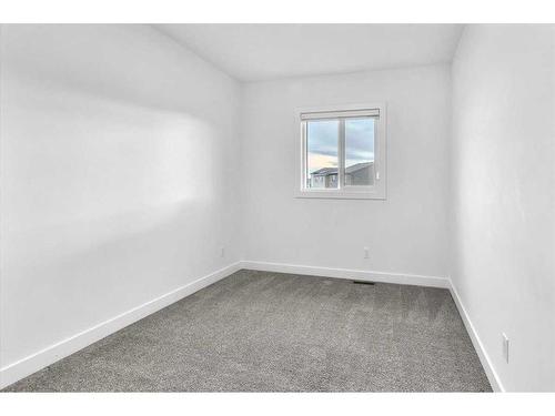 155 Wolf Creek Avenue Se, Calgary, AB - Indoor Photo Showing Other Room