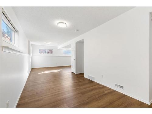 151 Mt Aberdeen Close Se, Calgary, AB - Indoor Photo Showing Other Room