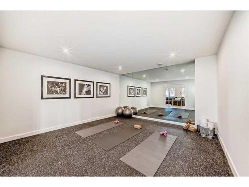 29 Timberline Court Sw, Calgary, AB - Indoor Photo Showing Other Room