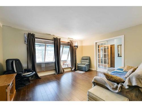 1052 Abbeydale Drive Ne, Calgary, AB - Indoor