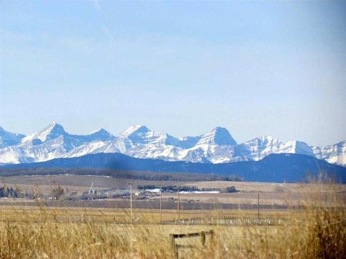 32084 Aventerra Road, Rural Rocky View County, AB 