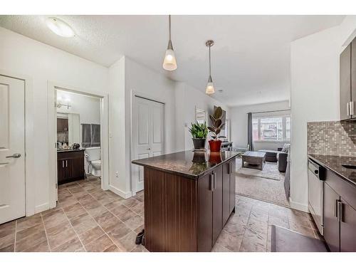 304-23 Millrise Drive Sw, Calgary, AB - Indoor Photo Showing Kitchen