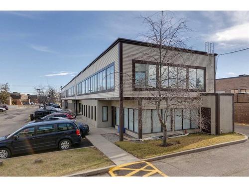 3359 27 Street Ne, Calgary, AB 