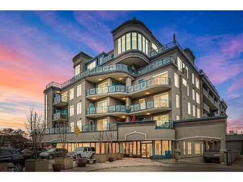 401-4 14 Street Nw, Calgary, AB - Outdoor With Balcony With Facade